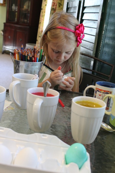 Decorating Eggs