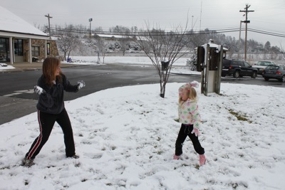 Snowball fight!