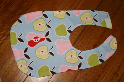 Bib - front