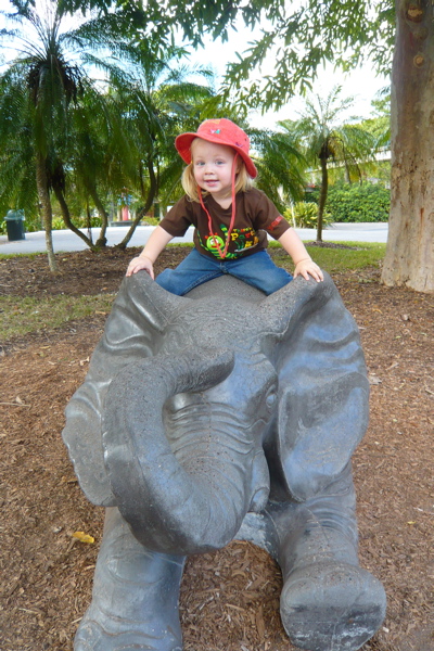 Camille & The Elephant