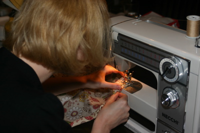 Erin Sews a Nursing Cover