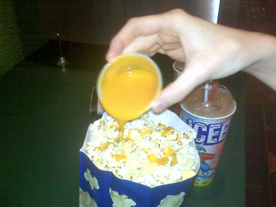 Popcorn Butter-Pudding in Action