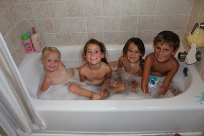 Tub 'O Kids